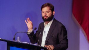 PRESIDENTE BORIC CONDENA ATAQUE DE EE.UU. A IRÁN